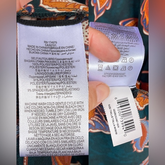 BCBGMAXAZRIA Floral Wrap Dress size medium - Picture 16 of 16